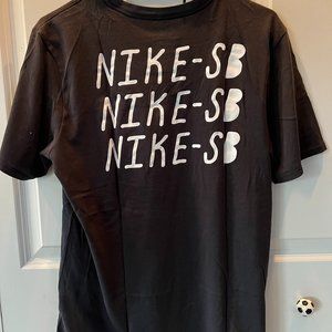 Nike SB Black Dri-Fit Tshirt M
